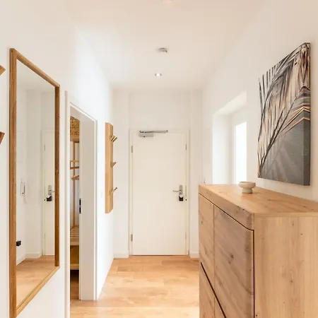 Altstadtnahe Wohlfuehloase Fuer 6 Personen דירה ארפורט