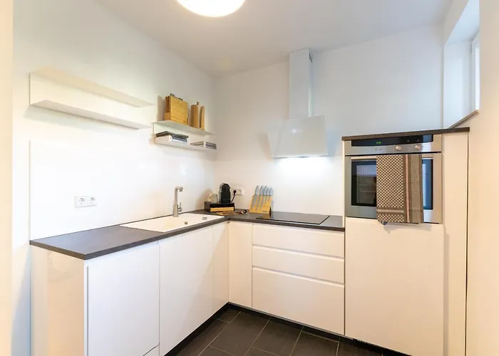 Apartment Altstadtnahe Wohlfühloase Für 6 Personen *