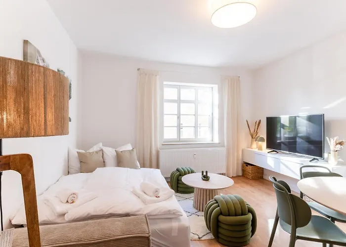 Apartment Altstadtnahe Wohlfühloase Für 6 Personen